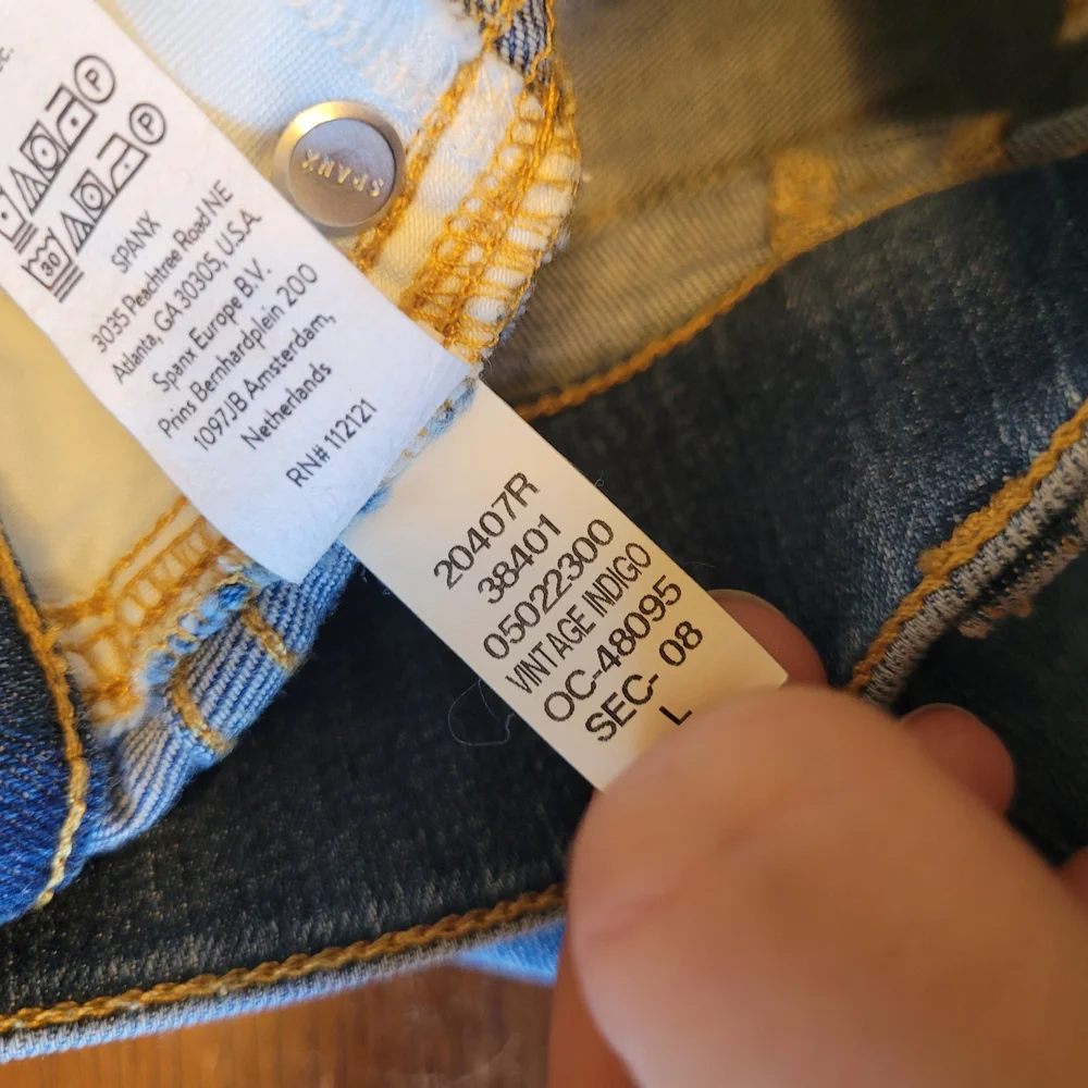 SPANX Seamed Front Wide Leg Vintage Indigo Jeans